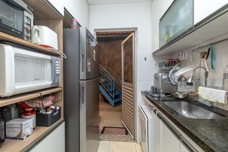 Casa à venda com 95m², 3 quartos e 2 vagas Casa à venda com 95m², 3 quartos e 2 vagasCozinha