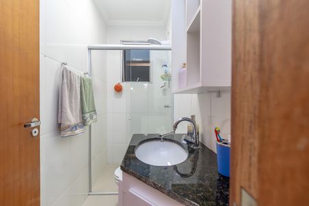 Casa à venda com 95m², 3 quartos e 2 vagas Casa à venda com 95m², 3 quartos e 2 vagasBanheiro Social