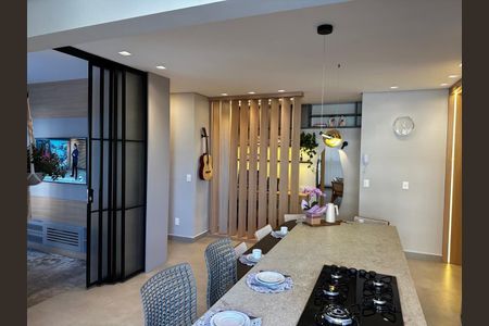 Sala de apartamento à venda com 2 quartos, 77m² em Swiss Park, Campinas
