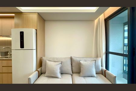 Sala de kitnet/studio para alugar com 1 quarto, 27m² em Pinheiros, São Paulo