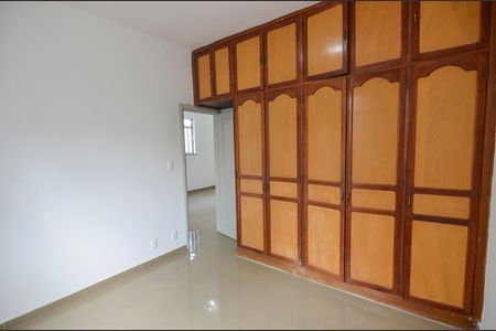 Casa à venda com 184m², 3 quartos e sem vaga Casa à venda com 184m², 3 quartos e sem vagaQuarto 1