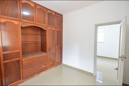Casa à venda com 184m², 3 quartos e sem vaga Casa à venda com 184m², 3 quartos e sem vagaQuarto 2