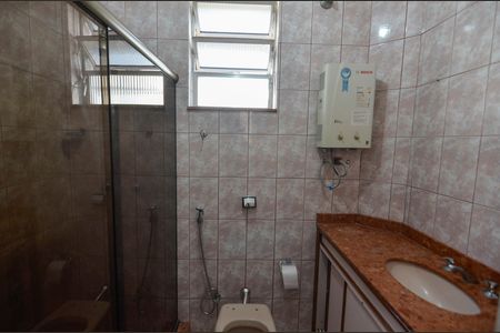 Casa à venda com 184m², 3 quartos e sem vaga Casa à venda com 184m², 3 quartos e sem vagaBanheiro 1