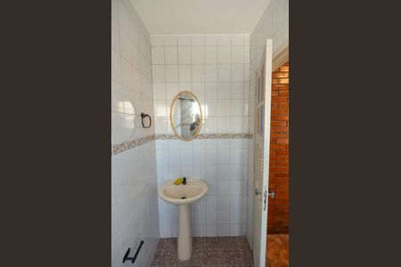 Casa à venda com 184m², 3 quartos e sem vaga Casa à venda com 184m², 3 quartos e sem vagaBanheiro 2