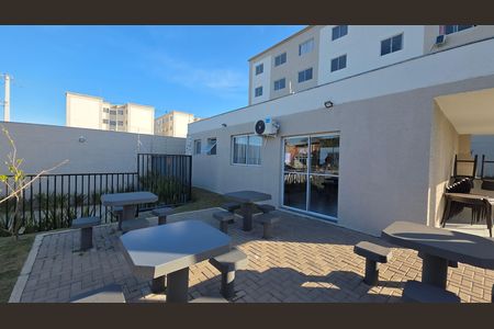 Apartamento à venda com 42m², 2 quartos e 1 vaga Apartamento à venda com 42m², 2 quartos e 1 vagaÁrea comum - Salão de festas