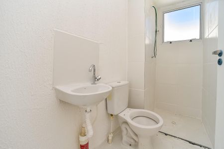 Apartamento à venda com 42m², 2 quartos e 1 vaga Apartamento à venda com 42m², 2 quartos e 1 vagaBanheiro