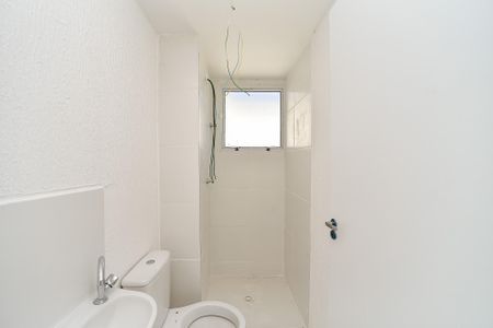 Apartamento à venda com 42m², 2 quartos e 1 vaga Apartamento à venda com 42m², 2 quartos e 1 vagaBanheiro