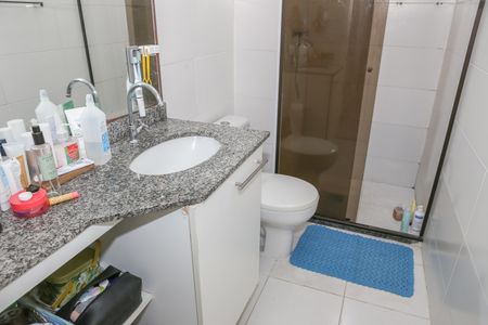 Apartamento para alugar com 70m², 2 quartos e 2 vagas Apartamento para alugar com 70m², 2 quartos e 2 vagasBanheiro da Suíte
