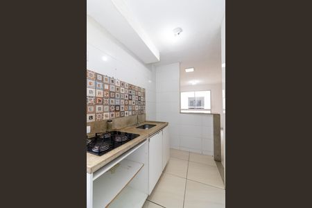 Apartamento para alugar com 47m², 2 quartos e 1 vaga Apartamento para alugar com 47m², 2 quartos e 1 vagaCozinha e Área de Serviço