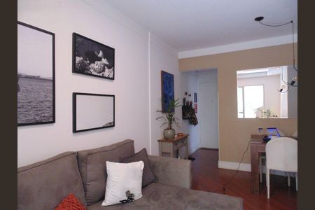 Apartamento à venda com 55m², 2 quartos e 1 vaga Apartamento à venda com 55m², 2 quartos e 1 vagaSala