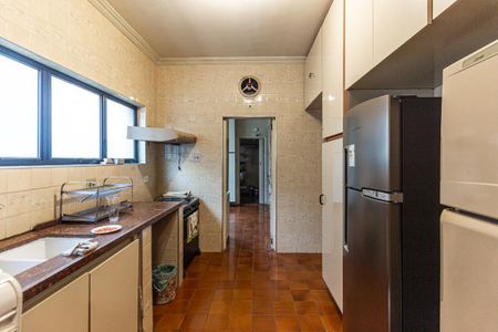 Apartamento para alugar com 208m², 3 quartos e 2 vagas Apartamento para alugar com 208m², 3 quartos e 2 vagasCozinha