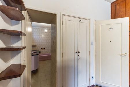 Apartamento para alugar com 208m², 3 quartos e 2 vagas Apartamento para alugar com 208m², 3 quartos e 2 vagasQuarto da Suíte