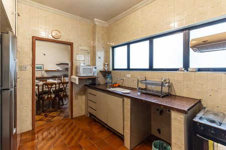 Apartamento para alugar com 208m², 3 quartos e 2 vagas Apartamento para alugar com 208m², 3 quartos e 2 vagasCozinha