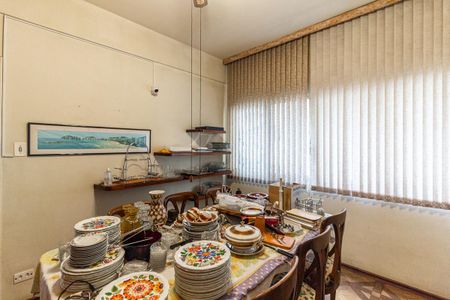 Apartamento para alugar com 208m², 3 quartos e 2 vagas Apartamento para alugar com 208m², 3 quartos e 2 vagasCozinha - Copa