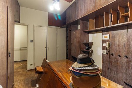 Apartamento para alugar com 208m², 3 quartos e 2 vagas Apartamento para alugar com 208m², 3 quartos e 2 vagasQuarto 2