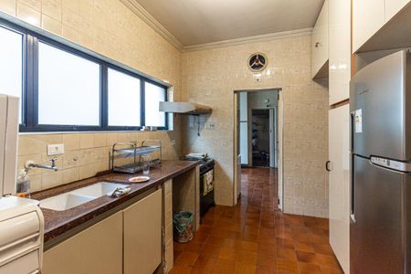 Apartamento para alugar com 208m², 3 quartos e 2 vagas Apartamento para alugar com 208m², 3 quartos e 2 vagasCozinha
