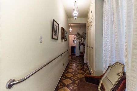 Apartamento para alugar com 208m², 3 quartos e 2 vagas Apartamento para alugar com 208m², 3 quartos e 2 vagasCorredor da Sala