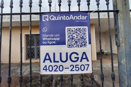 Casa para alugar com 250m², 3 quartos e 2 vagas Casa para alugar com 250m², 3 quartos e 2 vagasPLACA INSTALADA NA FACHADA
