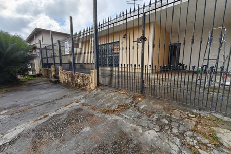 Casa para alugar com 250m², 3 quartos e 2 vagas Casa para alugar com 250m², 3 quartos e 2 vagasPLACA INSTALADA NA FACHADA