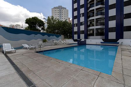 Apartamento à venda com 70m², 3 quartos e 2 vagas Apartamento à venda com 70m², 3 quartos e 2 vagaspiscina_3