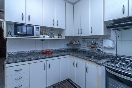 Apartamento à venda com 70m², 3 quartos e 2 vagas Apartamento à venda com 70m², 3 quartos e 2 vagascozinha_3
