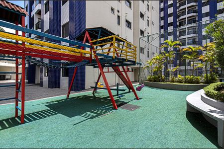 Apartamento à venda com 70m², 3 quartos e 2 vagas Apartamento à venda com 70m², 3 quartos e 2 vagasplay ground_4