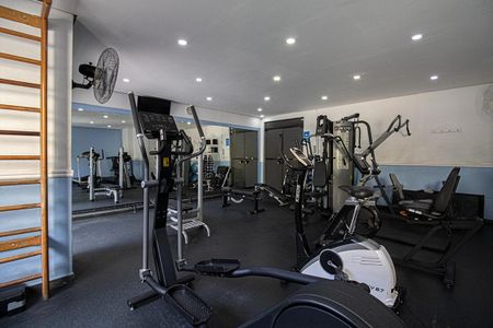 Apartamento à venda com 70m², 3 quartos e 2 vagas Apartamento à venda com 70m², 3 quartos e 2 vagasacademia_4