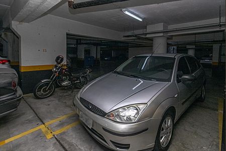 Apartamento à venda com 70m², 3 quartos e 2 vagas Apartamento à venda com 70m², 3 quartos e 2 vagasvaga na garagem_4