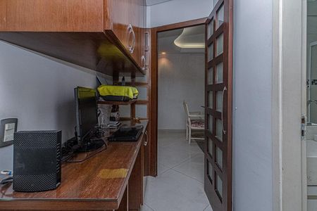 Apartamento à venda com 70m², 3 quartos e 2 vagas Apartamento à venda com 70m², 3 quartos e 2 vagascorredor para os cômodos_2