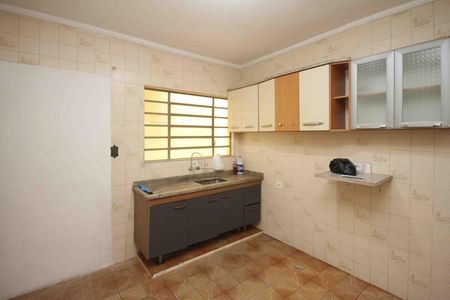 Casa para alugar com 98m², 2 quartos e sem vaga
