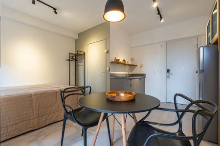 Studio para alugar com 35m², 1 quarto e sem vaga Studio para alugar com 35m², 1 quarto e sem vagaStudio
