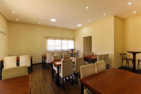 Apartamento à venda com 68m², 2 quartos e 1 vaga Apartamento à venda com 68m², 2 quartos e 1 vagaÁrea comum - Salão de festas