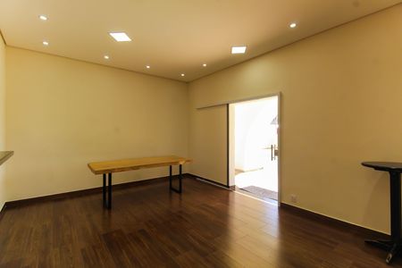 Apartamento à venda com 68m², 2 quartos e 1 vaga Apartamento à venda com 68m², 2 quartos e 1 vagaÁrea comum - Salão de festas