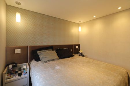 Apartamento à venda com 198m², 4 quartos e 3 vagas Apartamento à venda com 198m², 4 quartos e 3 vagasSuíte 1