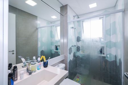 Apartamento à venda com 198m², 4 quartos e 3 vagas Apartamento à venda com 198m², 4 quartos e 3 vagasBanheiro da Suíte 3