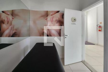 Apartamento à venda com 198m², 4 quartos e 3 vagas Apartamento à venda com 198m², 4 quartos e 3 vagasSpa