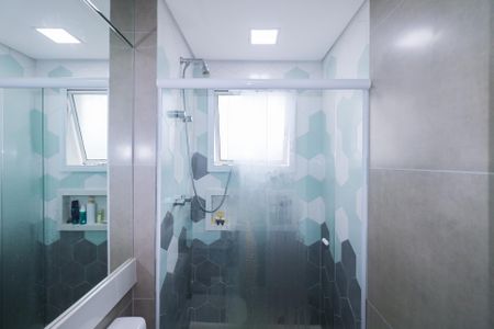 Apartamento à venda com 198m², 4 quartos e 3 vagas Apartamento à venda com 198m², 4 quartos e 3 vagasBanheiro da Suíte 3