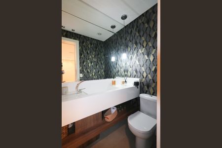 Apartamento à venda com 198m², 4 quartos e 3 vagas Apartamento à venda com 198m², 4 quartos e 3 vagasLavabo