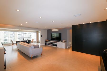 Apartamento à venda com 198m², 4 quartos e 3 vagas Apartamento à venda com 198m², 4 quartos e 3 vagasSala
