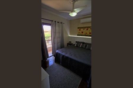 Casa de condomínio à venda com 265m², 3 quartos e 4 vagas