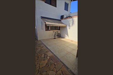 Casa de condomínio à venda com 265m², 3 quartos e 4 vagas