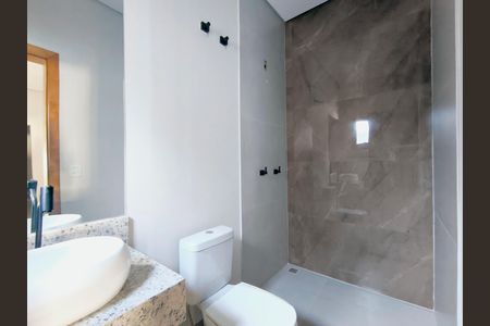 Casa de condomínio à venda com 140m², 3 quartos e 4 vagas