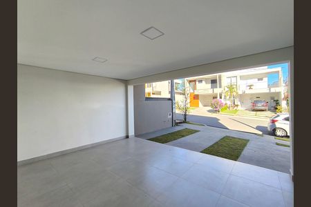 Casa de condomínio à venda com 140m², 3 quartos e 4 vagas