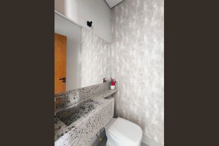 Casa de condomínio à venda com 140m², 3 quartos e 4 vagas