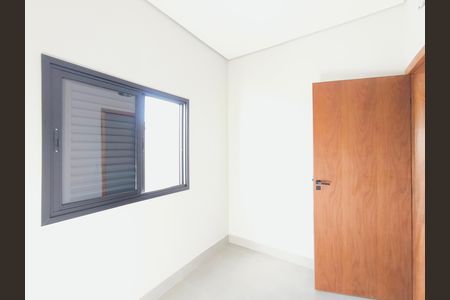 Casa de condomínio à venda com 140m², 3 quartos e 4 vagas