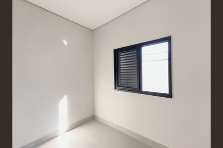 Casa de condomínio à venda com 140m², 3 quartos e 4 vagas