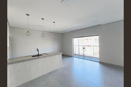 Sala de casa de condomínio à venda com 3 quartos, 140m² em Currupira- Loteamento Reserva da Mata, Jundiaí