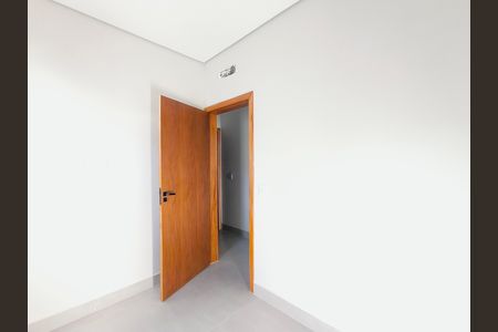 Casa de condomínio à venda com 140m², 3 quartos e 4 vagas