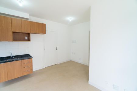 Sala de apartamento para alugar com 2 quartos, 42m² em Vila Guarani (zona Sul), São Paulo