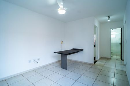 Apartamento para alugar com 60m², 2 quartos e sem vagaSala